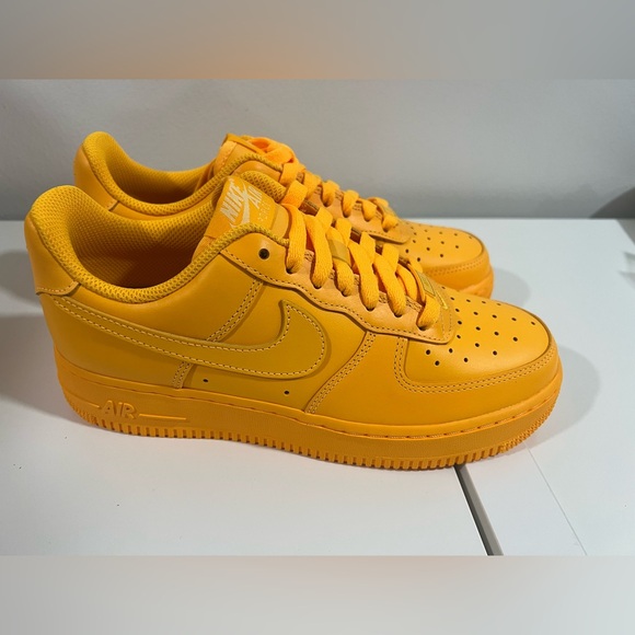 Nike Air Force 1 Low in Vibrant Yellow - Picture 1 of 5